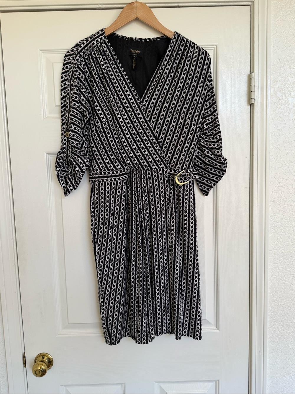 Laundry by Shelli Segal Black & White Chain-Print Wrap Dress Gold 6